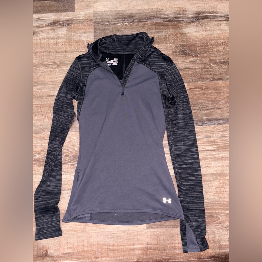 Under Armour Women's Black and Gray Quarter-Zip Hoodie
